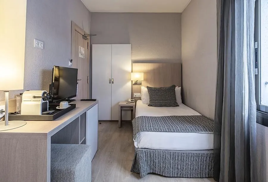 Hotel Be Live Adults Only Marivent Palma de Mallorca 4*,